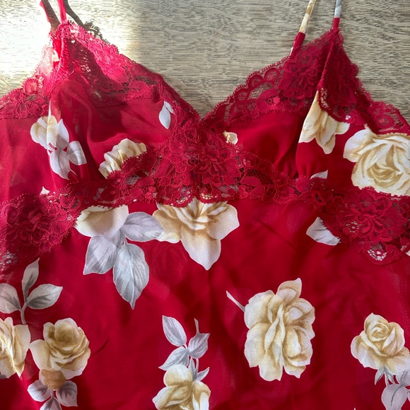 Victoria’s Secret Floral Lace Red négligée Slip lingerie Chemise Medium - Picture 7 of 16